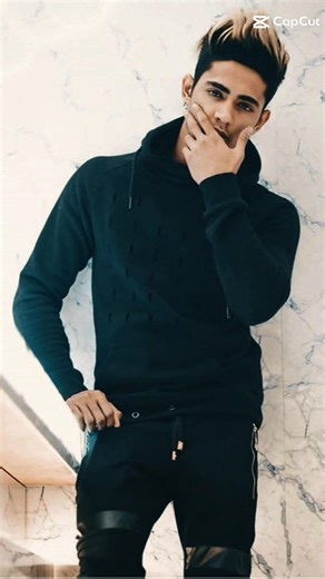 Danish zehen Miya bhi song i miss you 😭😭