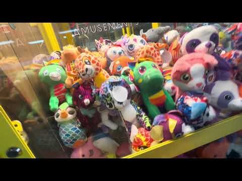 Toy Soldier Claw Machine vs Telephone Claw Machine episode 16