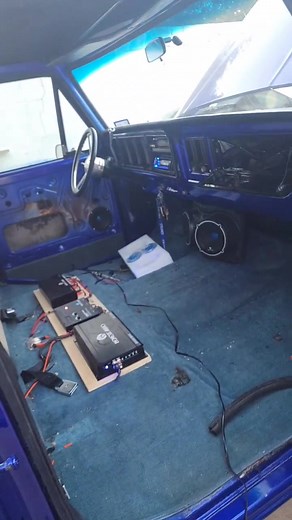 When thay ask.... what can you install on a 1977 F100 Bring it by and find out....... | Zeus Lighting And Security | Facebook