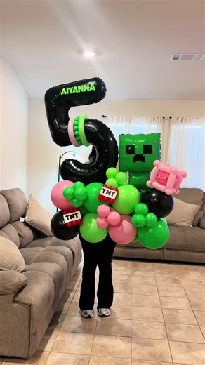 Minecraft marquee 💚 #minecraft #marquee #balloons #smallbusiness #viral