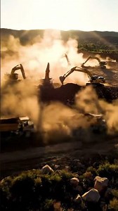 Epic Earthmoving: Giant Excavators & Dump Trucks at Work! 🏗️