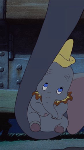 3.4M views · 181K reactions | Not a dry eye in the house when this moment plays 梁 Dumbo is streaming on #DisneyPlus | Walt Disney Animation Studios | Facebook