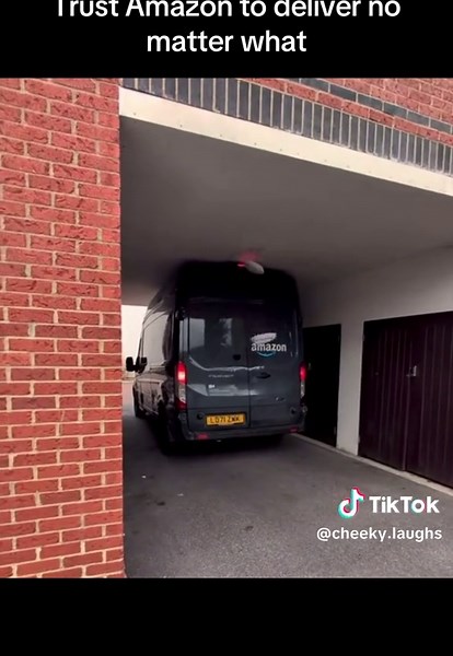 #amazon #amazonprime #deliveryheroes #funnyvids #humour