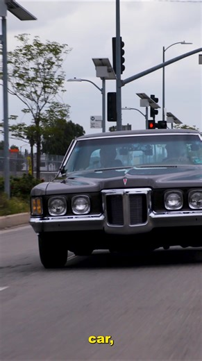 3.1M views · 50K reactions | With only 302 of these cars ever made with this engine and transmission package, this is a rare treat. Jay and Scott discuss the car's original components, from its 428-cubic-inch engine rated at 370 horsepower to its factory vinyl roof and Mag Look wheels. Jay praises the car's "talking motor" and low-end torque, and muses on the idea of driving it more often to keep it running smoothly. | Jay Leno's Garage | Facebook