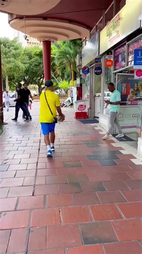 Ball prank😂😂😂 #ballprank #funnyvideos #fyp #funnymoments #pranks #fails | Funny time