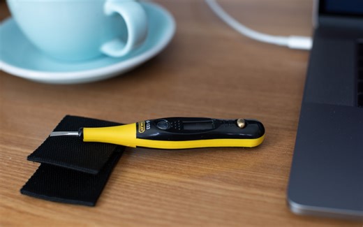 『工具控』2 UP终于get到一款心仪的多动能电笔 史丹利（Stanley）高级数显测电笔 66-133 Fluke 1AC II VoltAler