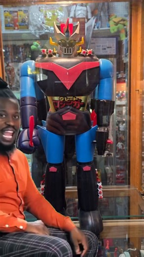 The Shogun Warriors toy line was a notable 1970s import phenomenon in North America, bringing Japanese giant robot toys to Western kids. Mattel licensed and released the toys in the US from 1977 to 1980. The figures were originally produced by the Japanese company Popy, based on popular anime and tokusatsu shows from the 1970s featuring giant robots battling monsters or invaders. Mattel repackaged and rebranded them under the unified “Shogun Warriors” theme, marketing them as “Invincible Guardia