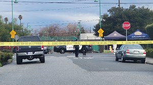 2 dead after car submerged in flooded Millbrae underpass, San Mateo County Sheriff's office says