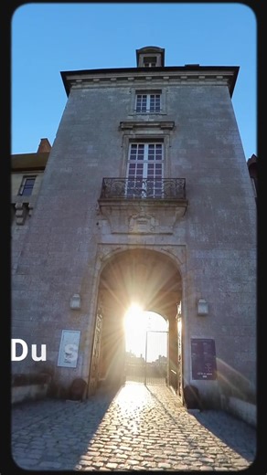 🏰Les châteaux de Sully-sur-Loire, de Chamerolles et de Gien, tous propriétés du Département du Loiret, séduisent chaque année un public toujours plus nombreux. #loiret