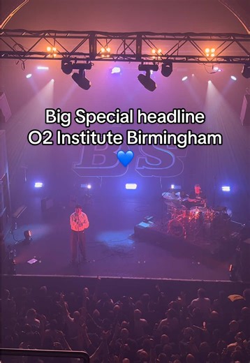 That was @Big Special 💙 Loved every moment of having the West Mid’s very own #BigSpecial headline #O2InstituteBirmingham