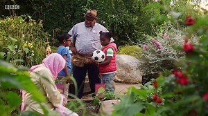 Apple Tree House.s01e30.Letter to the Moon