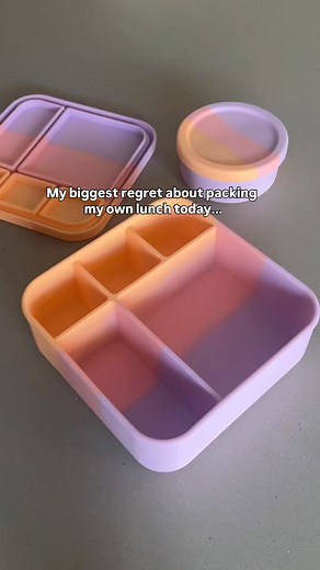 😮‍💨 My biggest regret is.... not starting to pack my own lunch sooner! THE best feeling when you have a warm lunch you're looking forward to, packed in your very own lunchbox you're kind of obsessed with, making your own meals & snacks a priority 👌👏 Would you take this for lunch? 💃 Packed in our microwave safe, air fryer safe, dishwasher safe, oven safe silicone lunchbox range by the zero waste people. Check them out on our website 🔥💅 https://www.lunchboxmini.com/collections/the-zero-wast