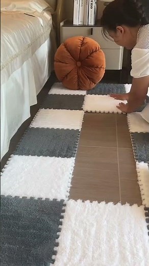 🔲 From Cold Floor to Step-by-Step Guide: Laying Soft 🧤 DIY Home Decor Idea: Plush Carpet Tiles