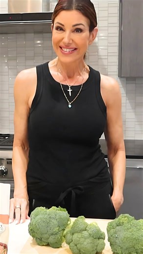 Dominique Sachse on Instagram: "As I’ve gotten older, my appetite has shifted.. I don’t eat as much as I used to, but I focus on getting enough protein to keep me feeling strong and energized. If you’ve ever wondered what healthy eating looks like in midlife without overcomplicating things, this is it.. Link in bio for the full video. #over50 #over40 #midlife #midlifewomen #midlifewoman #womenover50 #healthymindhealthybody #healthyfoods #whatieat #foodvlog"