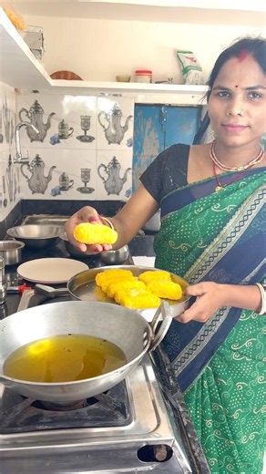Kurkure Potato Bread Rolls 🥰😜 Easy Recipe#shorts#dailyvlog #food #recipe #lifestyle #cooking#viral