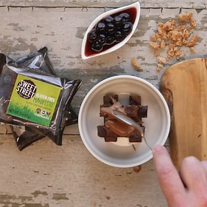 Brownie bowls = Fri-yay deliciousness. | Sweet Street