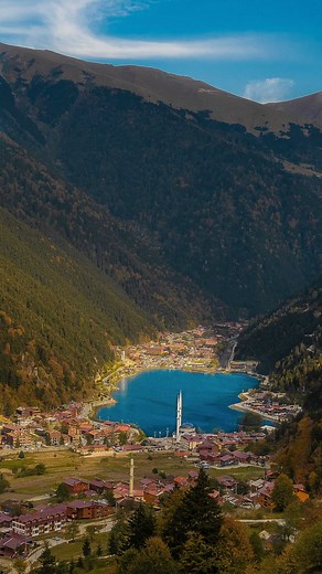 Fayssal Vlog on Instagram: "We stumbled upon this place on our way to Rize. Very quiet and peaceful as there were very few tourists due to COVID. I can imagine that it would not be as nice when the crowds are here. Uzungol is an extremely beautiful place to visit and I highly recommend it to you. We visited on a mid week day and it was off season so the place was quiet. The lake is lovely and walking round it in the fresh mountain air was superb, try to stay one night there to enjoy the morning