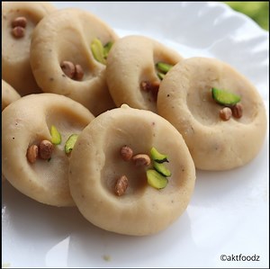 44K views · 165 reactions | Milk Peda Recipe | Pede Recipe | AKT FOODZ | AKT Foodz | Facebook