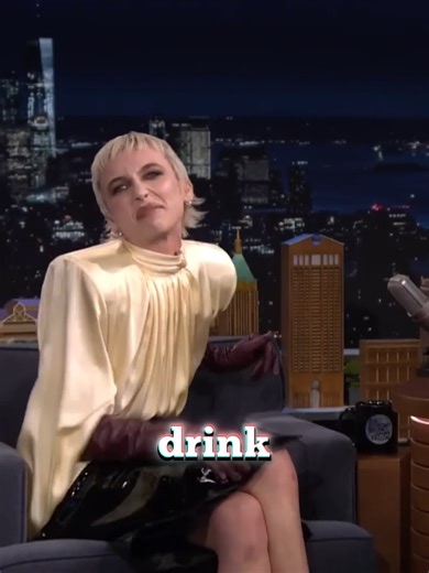 Emma Chamberlain Performs