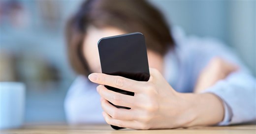 How to tell if an image is AI