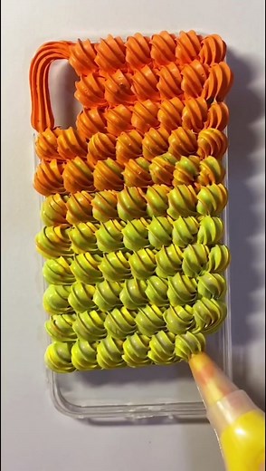 DIY Phone Case 📱follow for more!#phonecase #phonecasediy #diy #diyproject #fyp #phonecover #phonecasechallenge