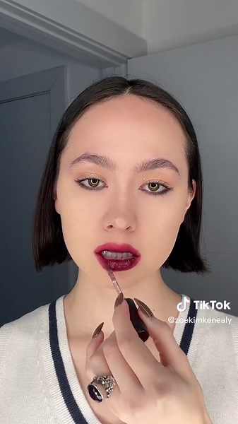 Holiday Lip Makeup Tutorial with Poison Apple Lips