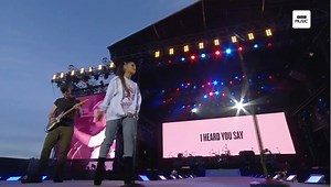 Since Coldplay are back in Manchester, here's a throwback to their performance of "Don't Look Back In Anger" with Ariana Grande for "One love Manchester" back in 2017 ✨ | Coldplay Philippines