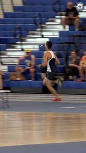 Eric Walter sets record for fastest 800m joggling