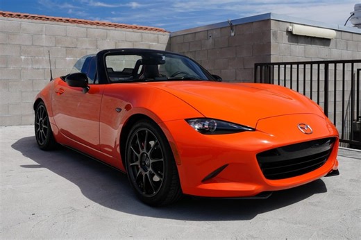 No Reserve: 4,100-Mile 2019 Mazda MX-5 Miata 30th Anniversary Edition 6-Speed