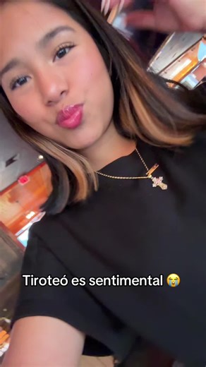 Ayyy como me hace sentir #guatemteca🇬🇹😻👑 #tiroteoremix❤️🎧 #song