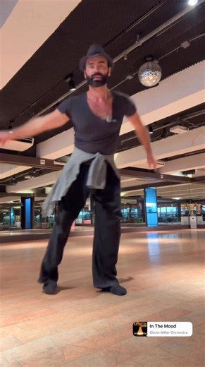 25K views · 558 reactions | Drunken Sailor move tutorial and variations for beginners and intermediate. #dance #lindyhop #jive | Aleksandr Ivakhnov | Facebook