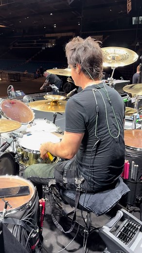 Rock show tonight! #drumming #drum #drummer #doublebass #glensobel #drumuniversity #drumcommunity #dwdrums #alicecooperdrummer #glensobel #vaterdrumsticks #dwdrums #sabianfamily #sabiancymbals #baterista #schlagzeug #batera #batterista #batteur #drummersofinstagram #drumsdaily #drummersoftiktok #fyp #foryoupage #hollywoodvampires #sticktricks @Alice Cooper @Evans Drumheads @Vater Drumsticks @humesandberg @SABIAN Cymbals