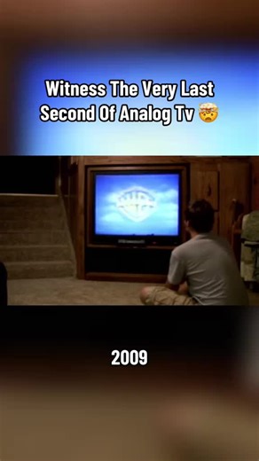 Capturing the Last Moments of Analog TV: A Nostalgic Farewell