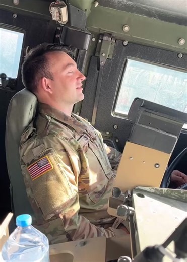 MilitaryMashUp (@militarymashup)’s videos with original sound - MilitaryMashUp