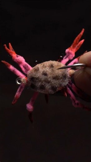 Felt Body Crab & DIY Crab Claws/Legs. #flyfishing #flytying #crab