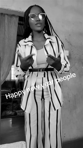 Esther Hampongo (@estherhampongo)’s videos with original sound - Black Chakana1994