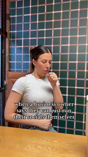 screaming crying throwing up #socialmediamanager