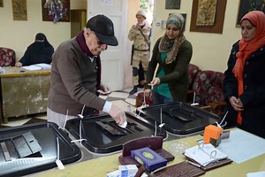 Pivotal vote on Egypt’s new constitution stirs violence