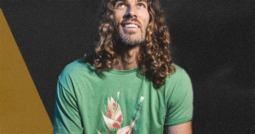 Comedian Lachlan Patterson returns to Fairbanks for four intimate shows