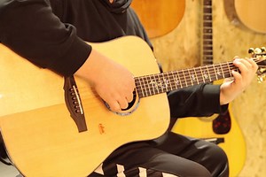 周杰伦 晴天指弹吉他谱 G调简单版【视频教学】