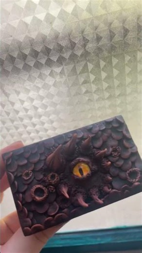 Dragon eye box #diy #halloween #dragon #lordoftherings #fantasy