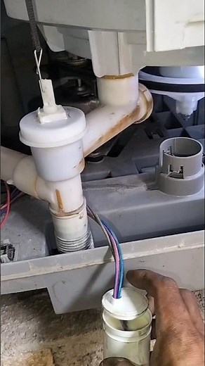 Replace the capacitor of the 2-tub washing machine #shorts #washing machine #washing machine capa...