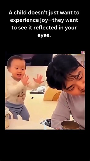 Resilient Parenting on Instagram: "We often think of "big" parenting moments as the ones that shape our children, but the truth is found in the everyday ripples. Watch this: it’s a tiny victory, a small discovery, a simple joke. On its own, it’s a small joy. But the moment it’s shared with Dad, it becomes monumental. His laughter, his shock, and his genuine presence turn a "meh" moment into a "forever" memory. Resilient parenting thrives here. When we prioritize these micro-connections, we are t