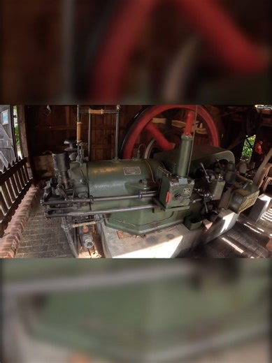 Was passiert, wenn ein alter Motor auf ein authentisches Sägewerk trifft und wie Holz früher verarbeitet wurde? #münkeboe #dörmuseum #sägewerk #historischetechnik #holzverarbeitung