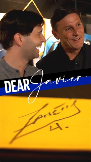 Carrying our colours on their skin since 1995 🖤💙 20 years ago, three fans wrote to the Posta del Capitano column. Today, they reread those letters, full of Nerazzurri passion, directly to Javier Zanetti. They shared a special moment with him and were thanked for their unwavering love over all these years. From the memory box to a hug with Pupi: that’s how 𝐙𝐚𝐧𝐞𝐭𝐭𝐢 𝟑𝟎 was born. #ForzaInter | Inter