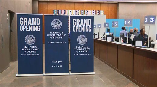 Illinois Secretary of State opens new ‘flagship’ center in Loop with expanded services