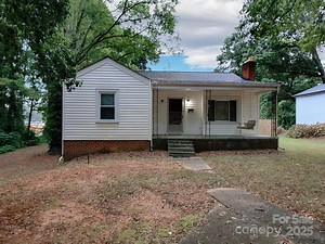 731 E Center Ave, Mooresville, NC 28115 - MLS 4298739 - Coldwell Banker