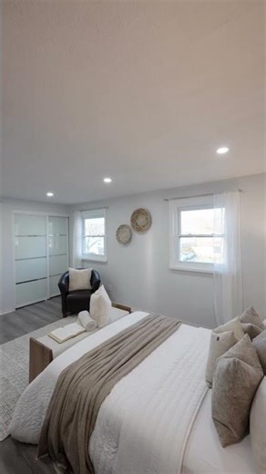 $549K Home in Oshawa?! 👀 Open House This Weekend