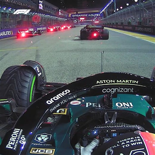 The lion of Singapore Sebastian Vettel got off to a roaring start! 💪🦁 | F1