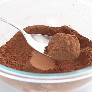 5.7K views · 45 reactions | This Hot Chocolate Mix is made with just 2 ingredients for an easy & healthy hot chocolate anytime you need a sweet treat. It makes a great DIY gift! https://detoxinista.com/diy-hot-chocolate-in-a-jar/ | The Detoxinista | Facebook